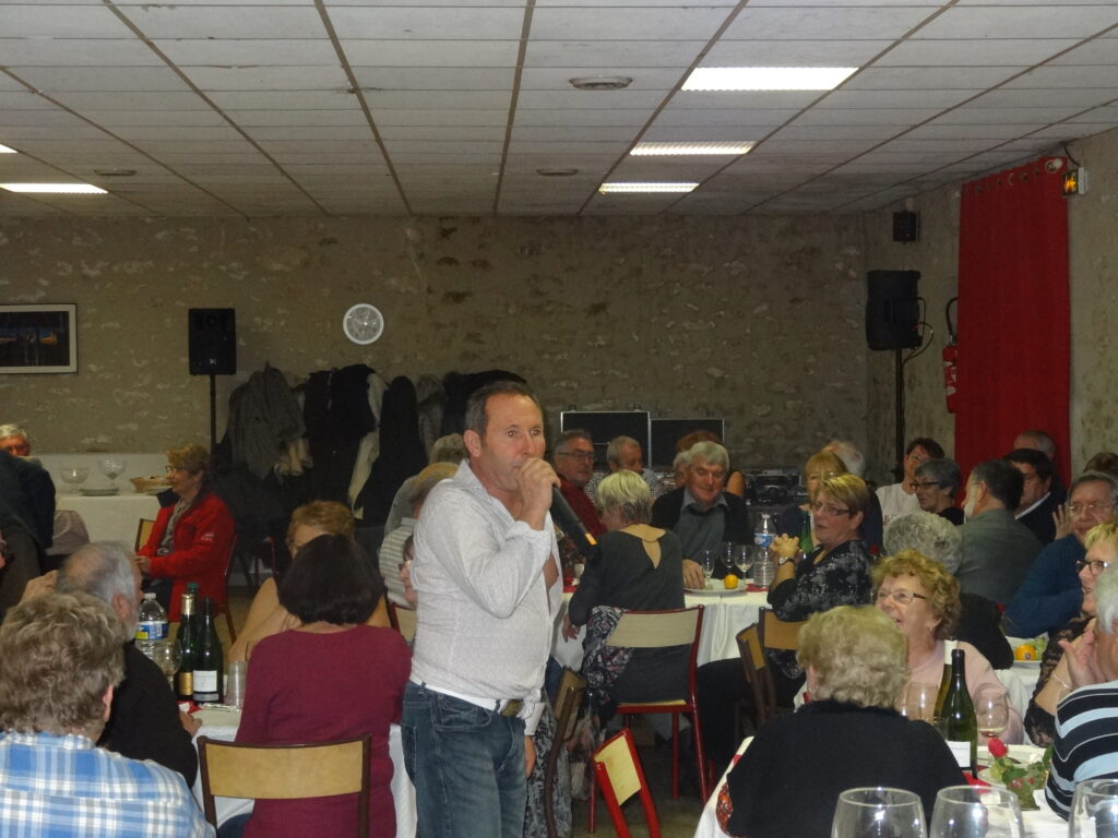 Le repas des anciens